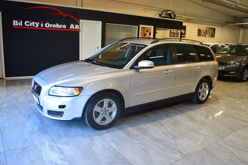 Volvo V50 1.8 (125hk) Flexifuel / 2-Ägare / Låga Mil / Nyservad & Besiktad