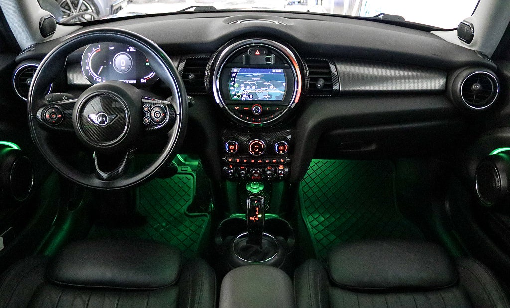 MINI Cooper S 3-dörrars DCT Chili II Panorama H/K Navi