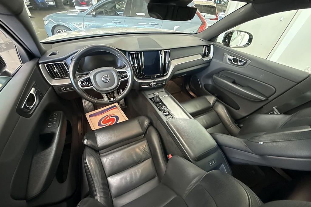 Volvo XC60 2020 - miniatyr 8