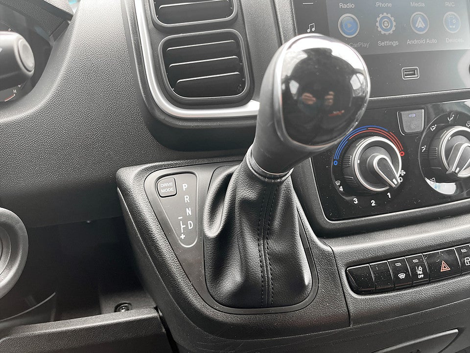 Bild på Peugeot Boxer 140hk Aut L3H2 - DEMO