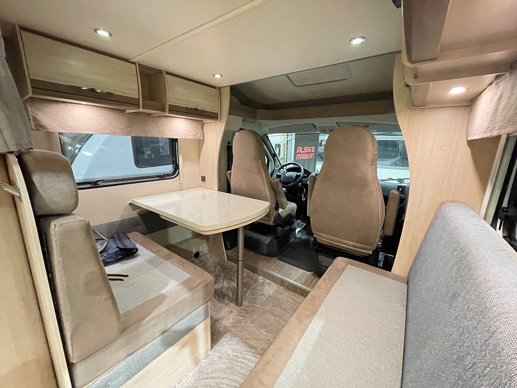 Hobby Siesta T70 HGE / AC bodel / Solcell / Taksäng / Automat - Hobby