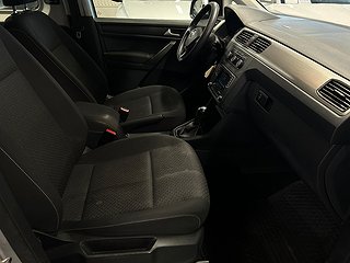 Volkswagen Caddy Maxi Life 7-Sits 1.4 MOMS S&V-däck/Sensorer