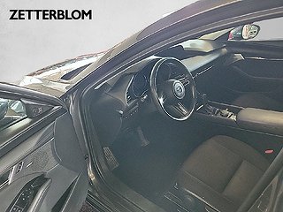 Sedan Mazda 3 8 av 13