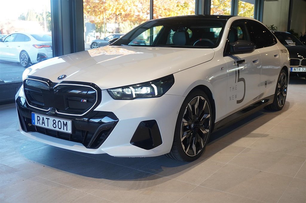 BMW i5 M60 xDrive Innovation Launch Edition M Sport Pro Panorama 21 Dra