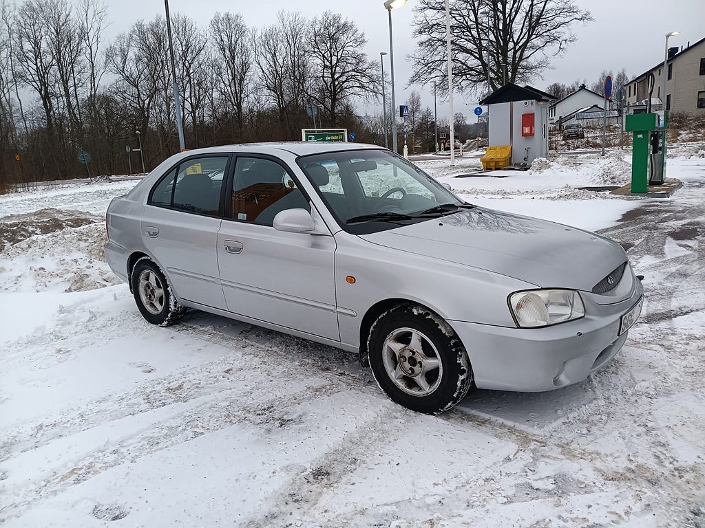 Hyundai Accent 5-dörrar 1.5