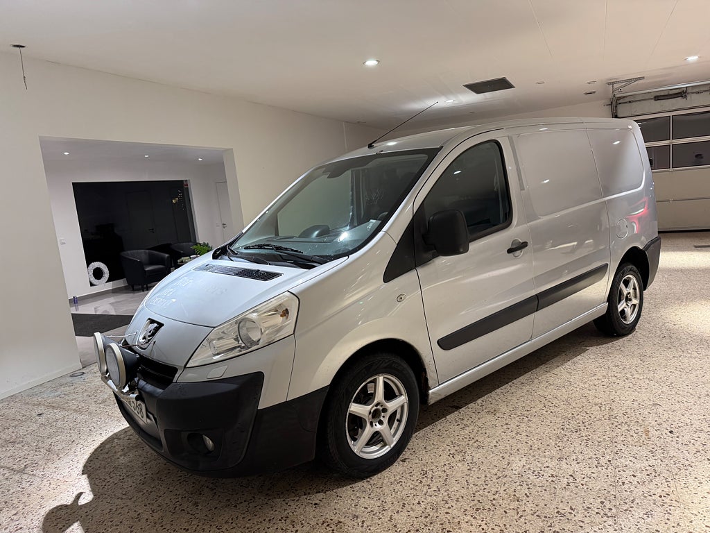 Peugeot Expert 2.0hdi drag Panel Van 1.2t skåp lågmil 