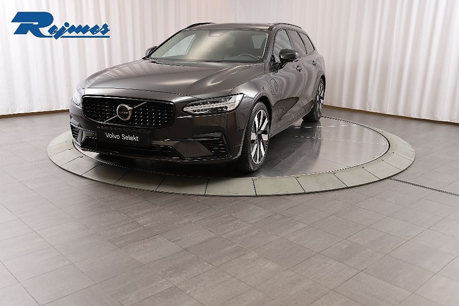 Volvo V90 Recharge T8 Plus Dark