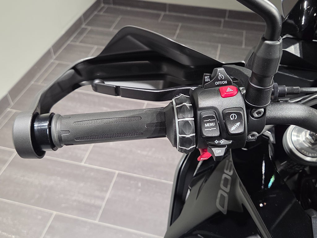 BMW F900XR/Nu 164 900kr!/Räntekampanj 3,45%/Comfort/Dynamic/omg lev!
