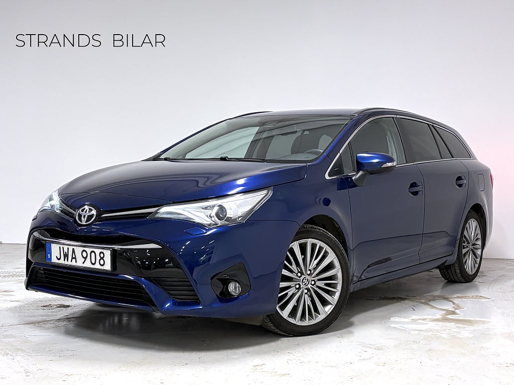 Toyota Avensis Kombi 1.8 Active Plus / Kamera / Handreglage / 1 ägare