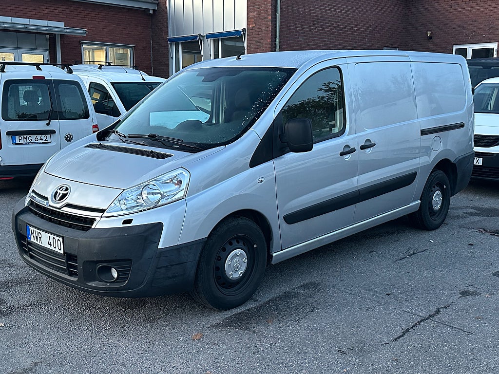 Toyota ProAce Skåpbil 2.0 D-4D Euro 5 / Ny Kamrem / Ny bes