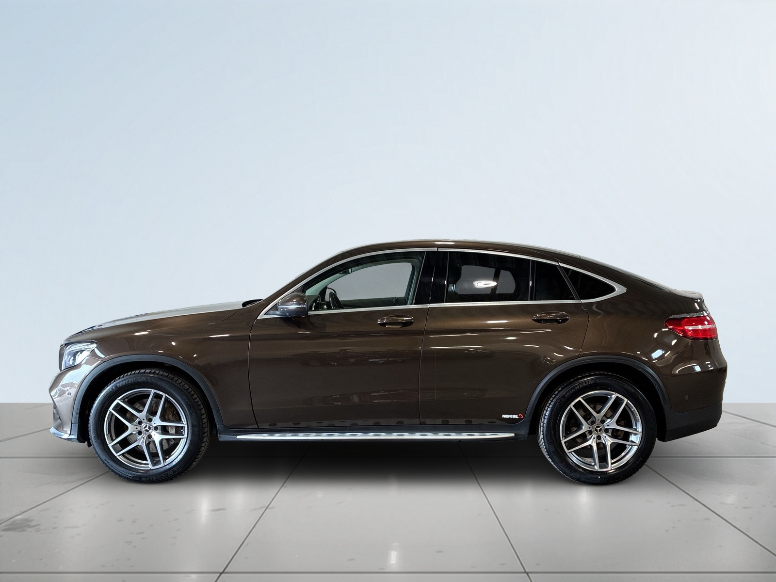 Mercedes-Benz GLC 2017, kuva 3/40