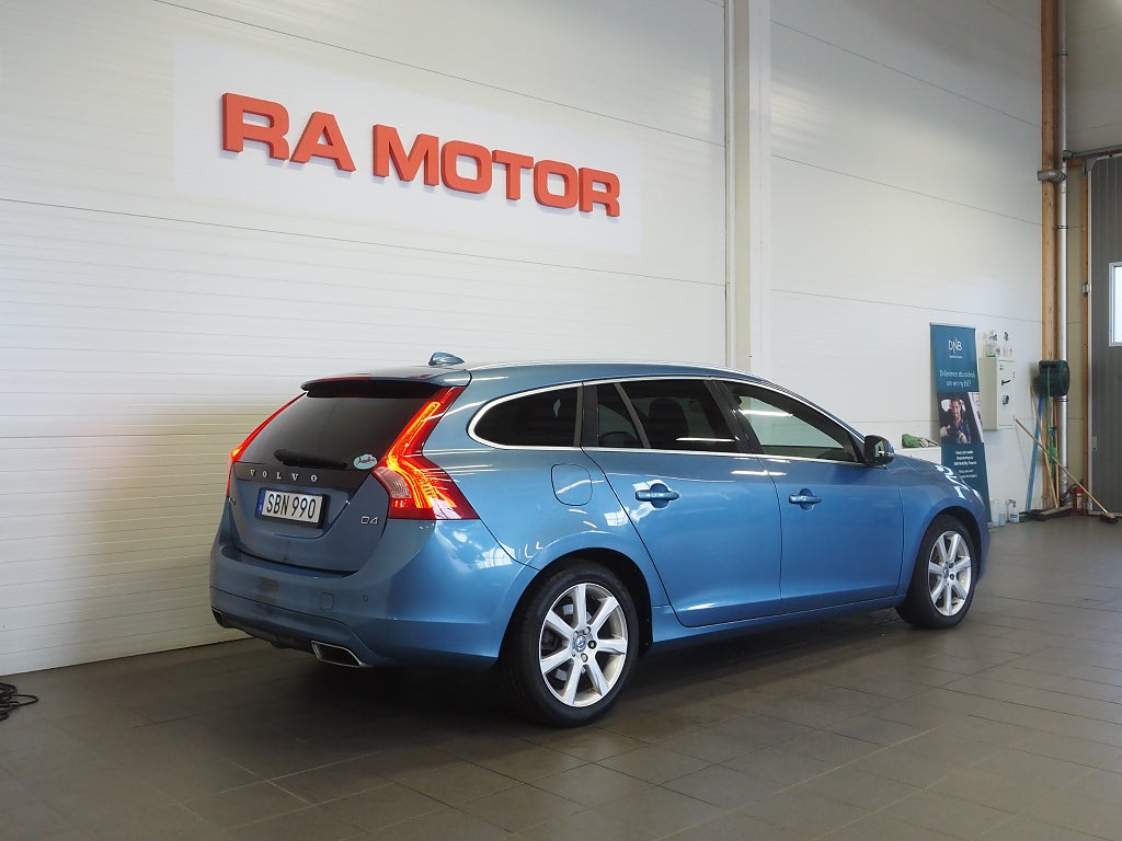 Volvo V60 D4 Geartronic Summum Business Edt Pro Taklucka Drag GPS 2016