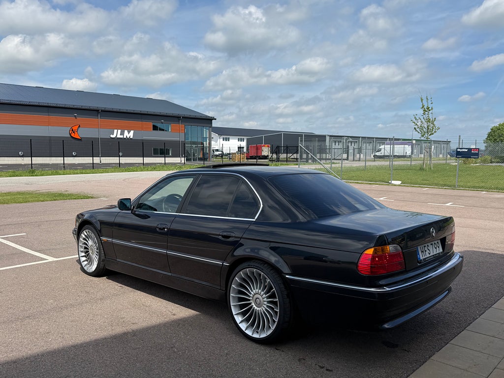 BMW 740 BMW 740i V8 286HK Taklucka Ny servad 