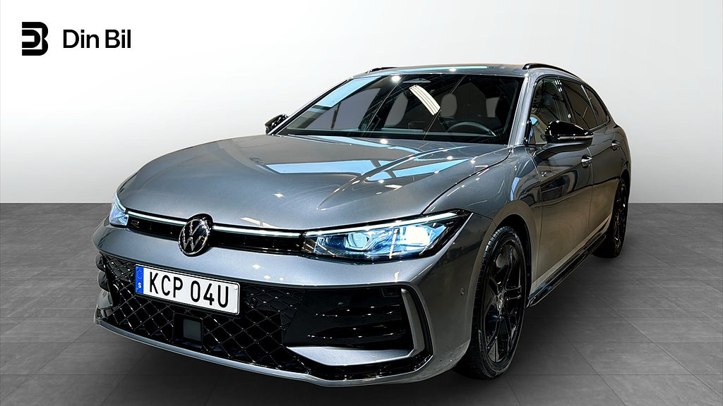 Volkswagen Passat R-Line Black TDI193 DSG 4M P-värmare/Drag