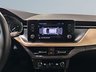 Skoda Kamiq Adventure Edition Style Kamera Drag Mvärm Carplay SoV – bild 11