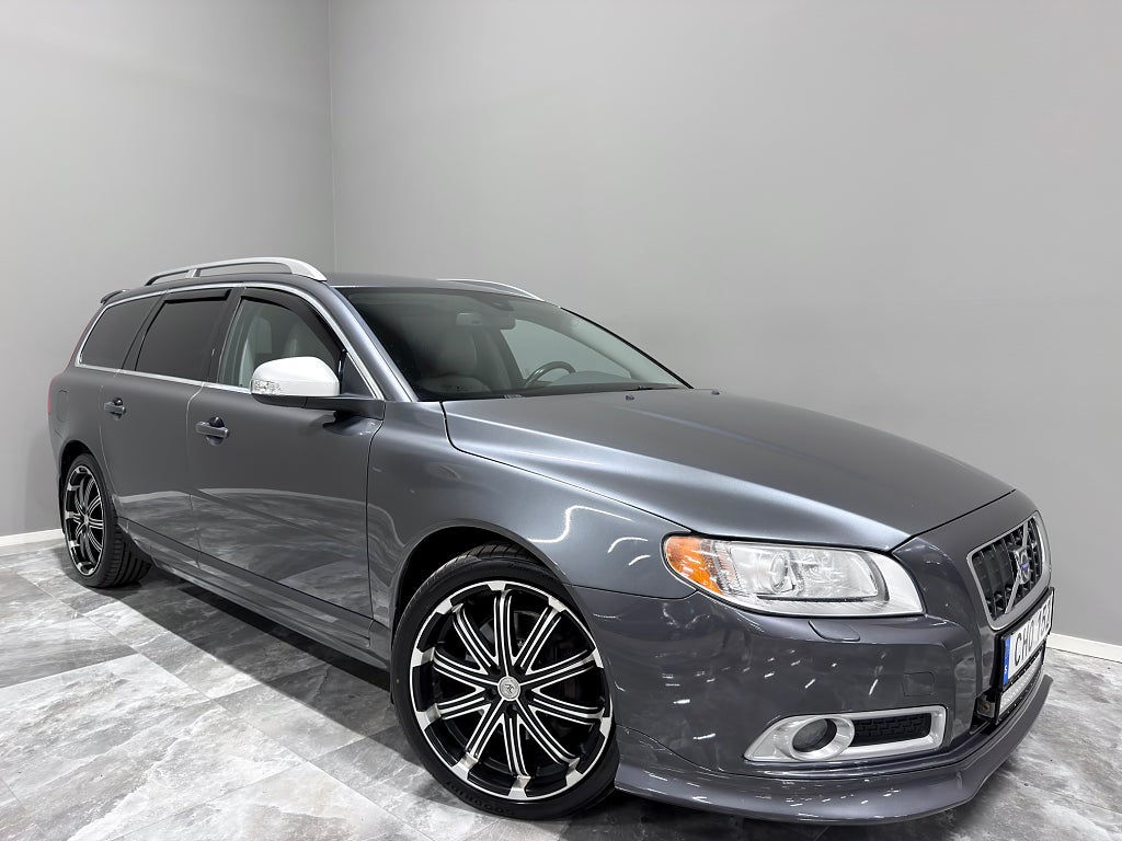 Volvo V70 T6 AWD Automat/Summum/Drag/Värmare/Skinn/1Ägare/286HK