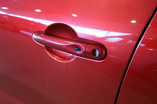 Halvkombi Renault Clio 8 av 20