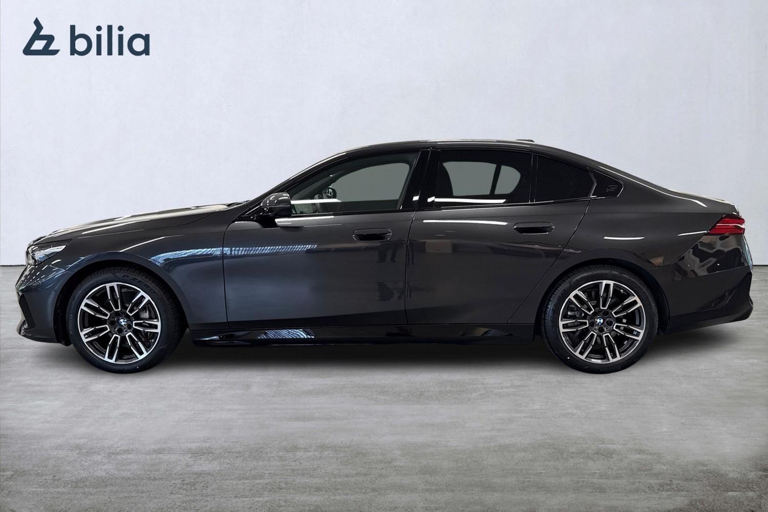 BMW i5 xDrive 40 M-sport 2026, bild 3/43
