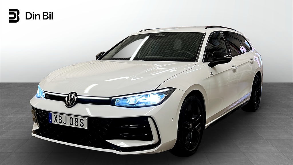 Volkswagen Passat R-Line Black TDI193 DSG 4M P-värmare/Drag