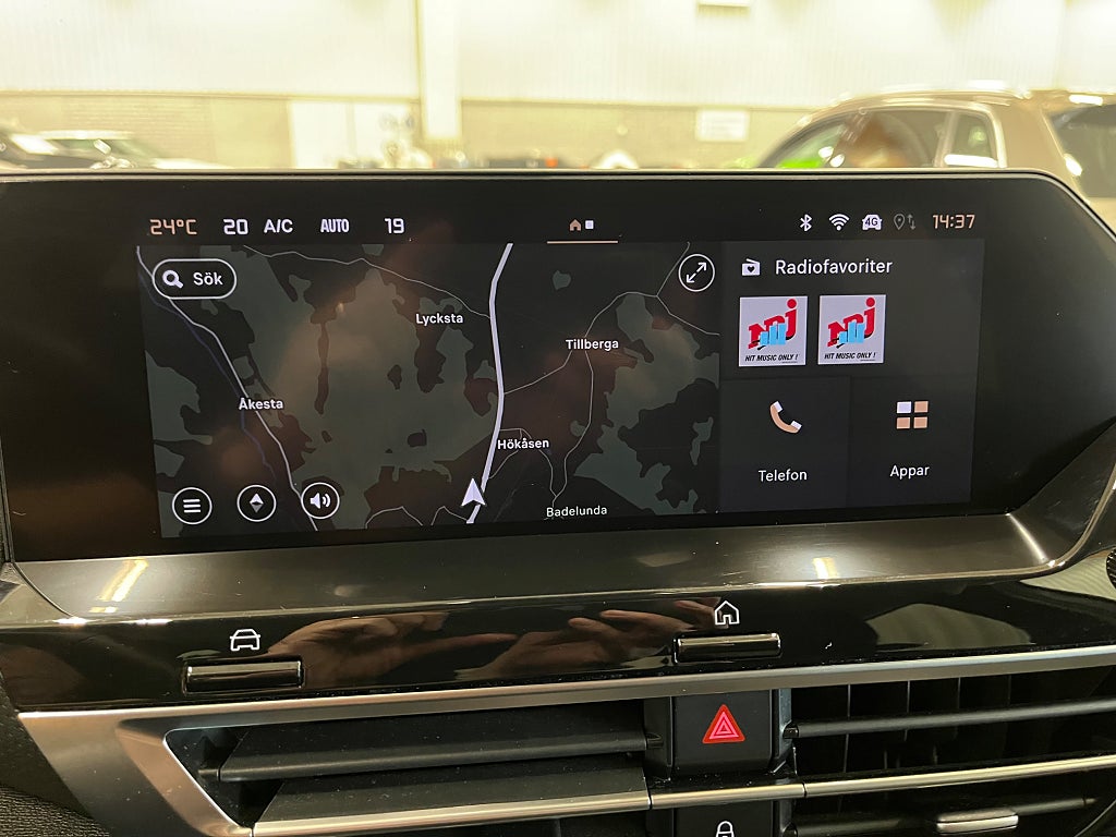 Citroën C4 Shine 1.2 PureTech 130 Automat thumbnail