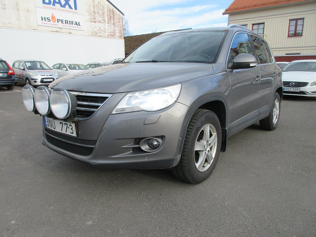 Volkswagen Tiguan 2.0 TDI 140 hk DPF 4Motion Sport & Style DSG Drag