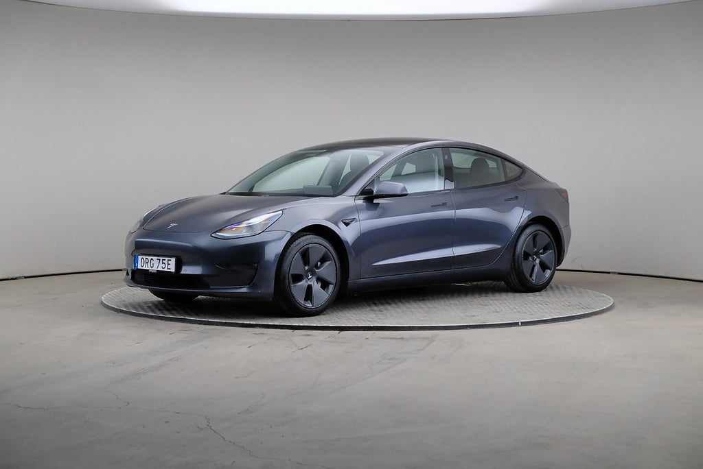 Tesla Model 3 Long Range AWD 440hk Läder Pano