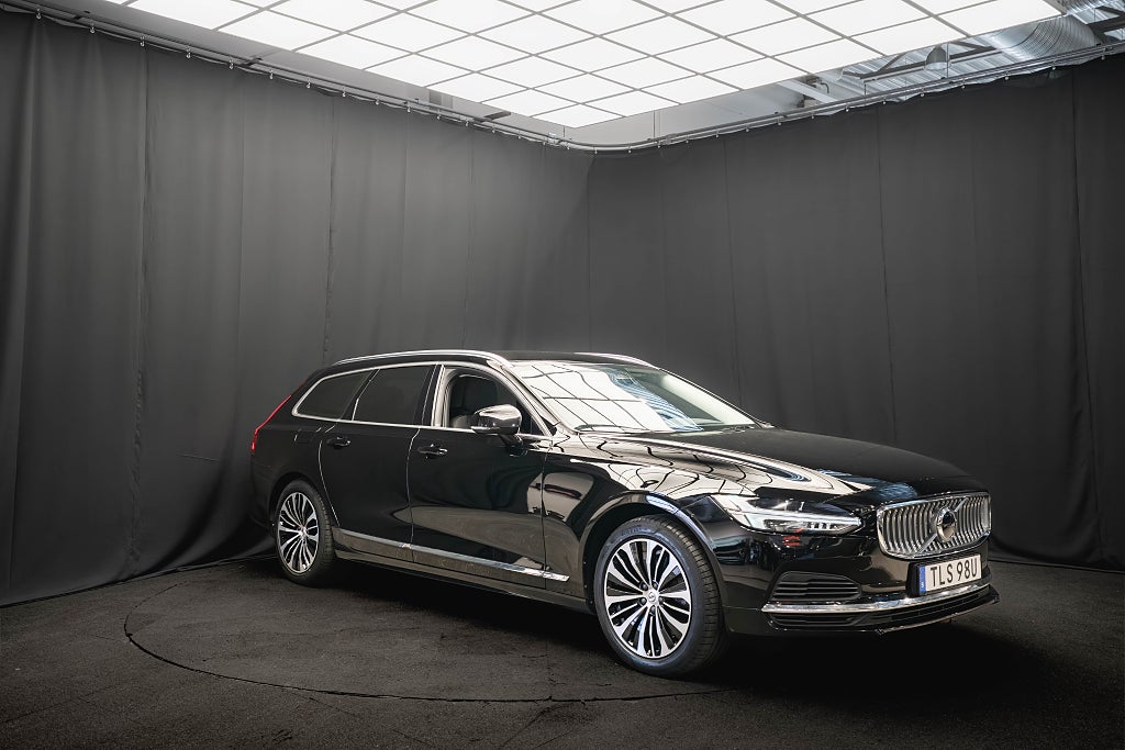 Volvo V90 Recharge II T6 AWD DRAG KAMERA BLIS 98% SoH 1-ÄGARE