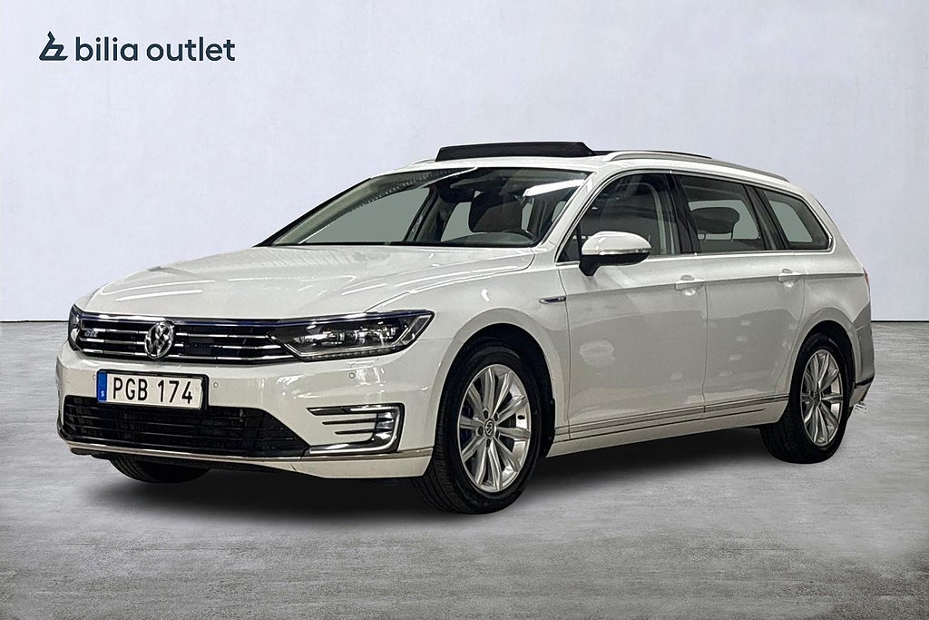 Volkswagen Passat Variant GTE 1.4 TSI DSG 218hk Panorama Drag Backkamera
