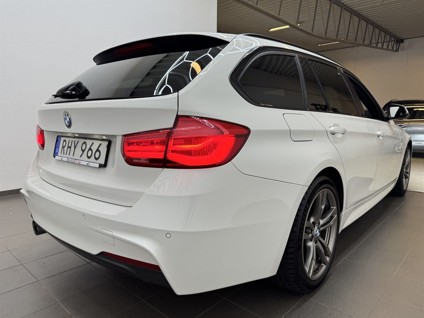 BMW 320 d xDrive 190hk M Sport 2017, bild 3/10