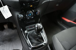Halvkombi Ford Fiesta 16 av 18