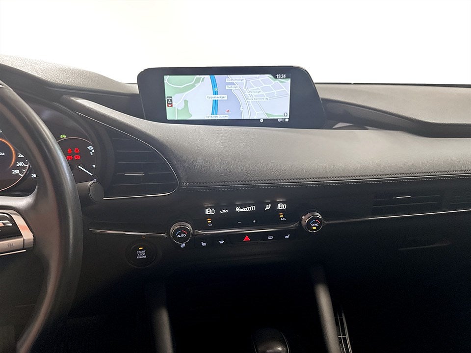 Bild på Mazda 3 Sky 2.0 SKYACTIV-G 150hk Aut - B-KAMERA, CARPLAY