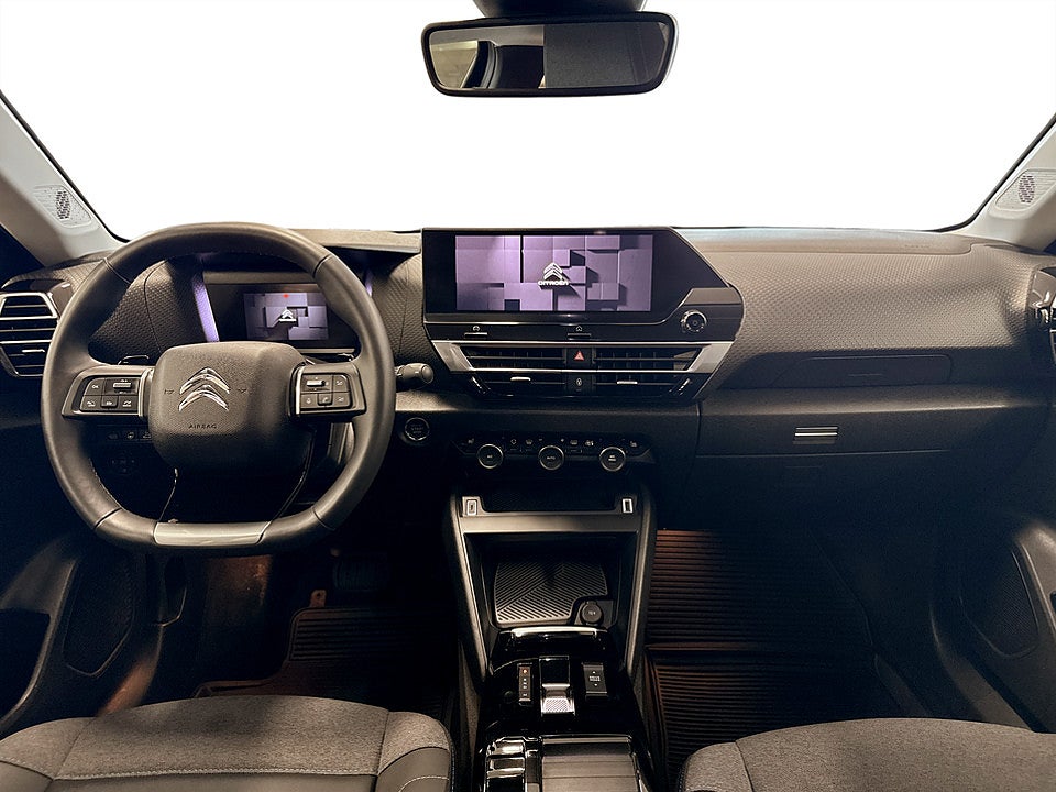 Bild på Citroën C4-X Shine 1.2 PT 130hk Aut B-KAMERA RATTVÄRME CARPLAY