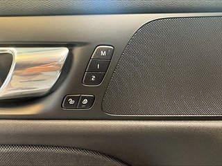 Volvo V60 D3 AWD R-Design/Polestar/Drag/Dvärm/Pano/Navi/S&V