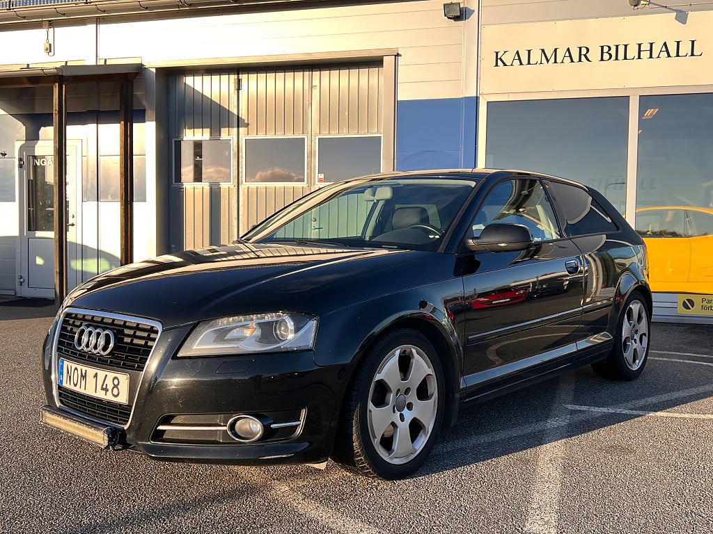 Audi A3 2.0 TDI Base *Dragkrok*
