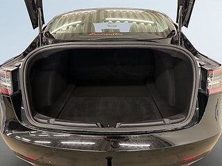 Tesla Model 3 Long Range AWD S&V-hjul/Autopilot 3/Premium ljud/Drag