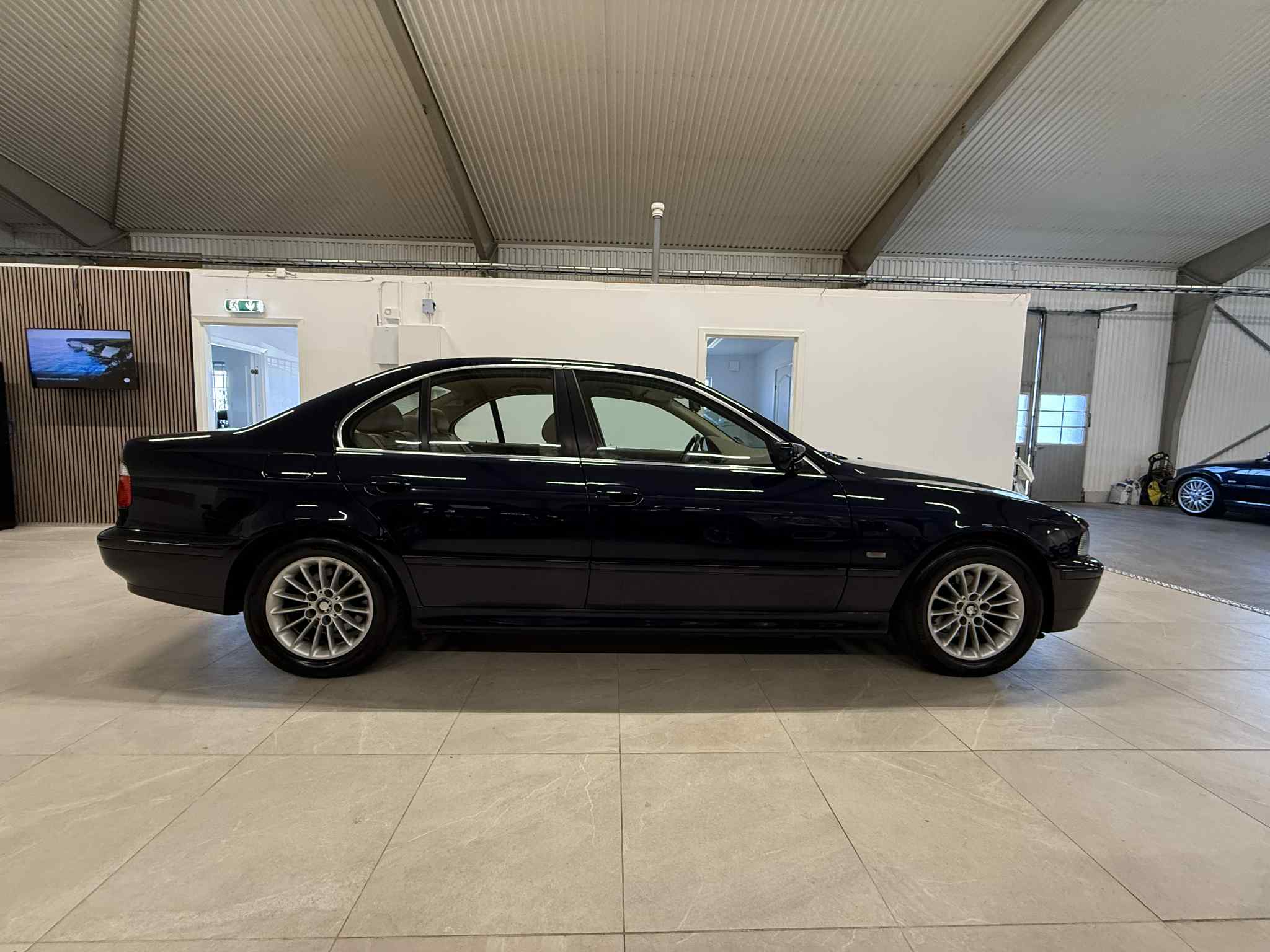 BMW 525 2001, bild 4/41