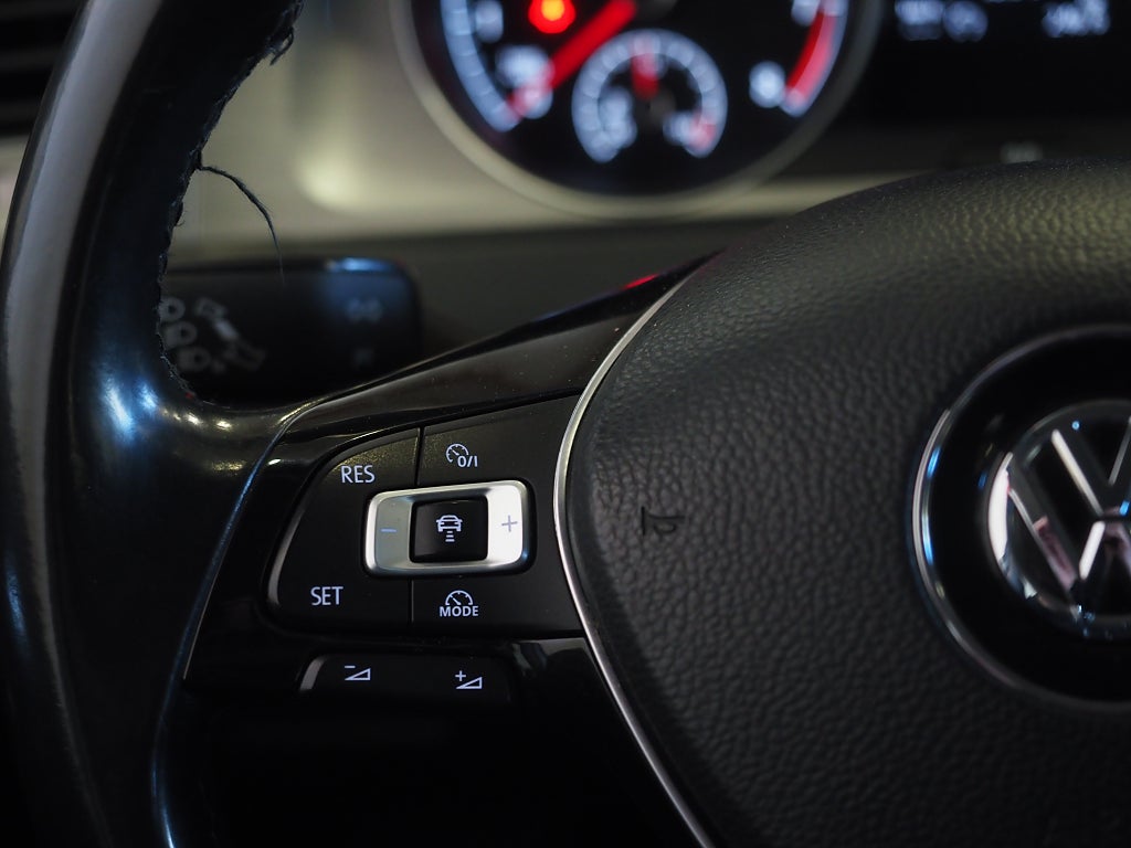 Volkswagen Golf Sportscombi 1.2 TSI Masters | Adaptiv Farthållare | BT 2014