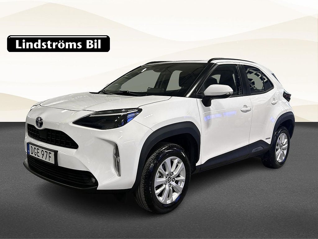 Toyota Yaris Cross Hybrid 1,5 ACTIVE TAKRELING SOMMAR & VINTERHJUL