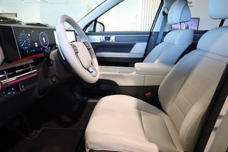 SUV Hyundai Santa Fe 13 av 33