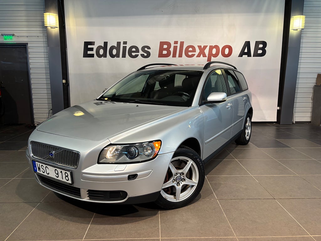 Volvo V50 T5 AWD Manuell, 220hk Summum