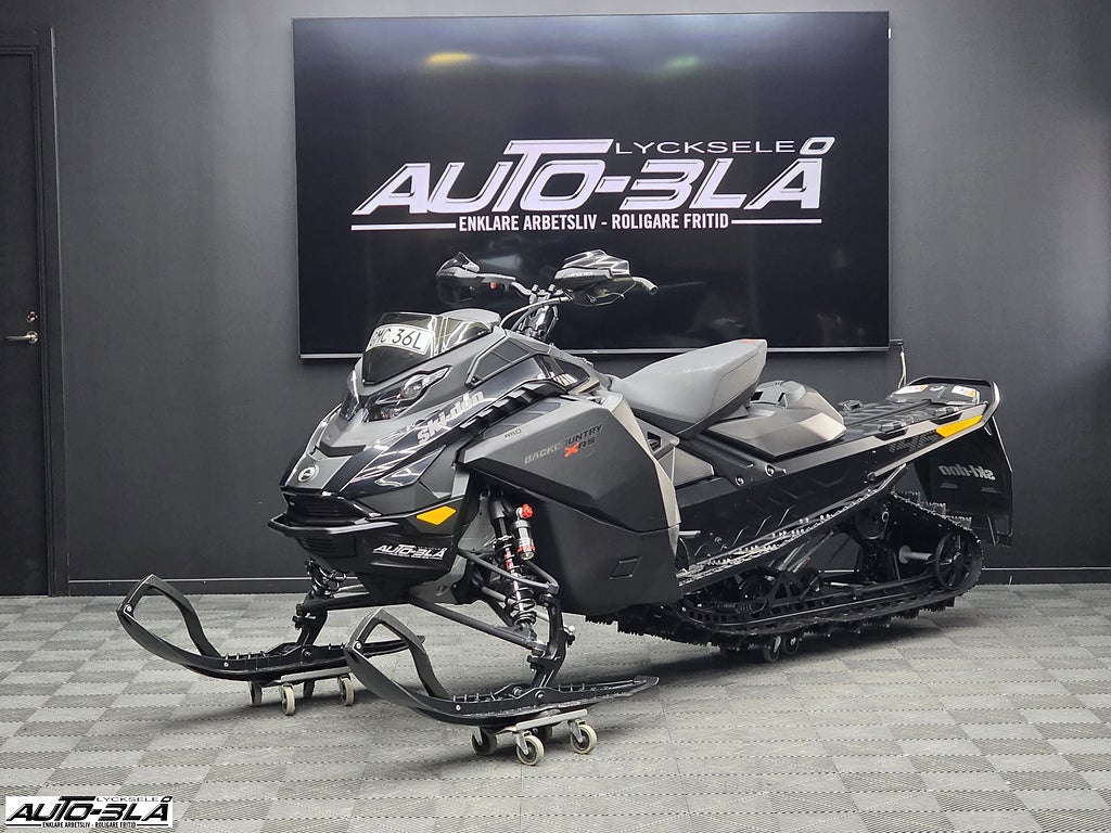 Ski-Doo Backcountry XRS 850E-TEC