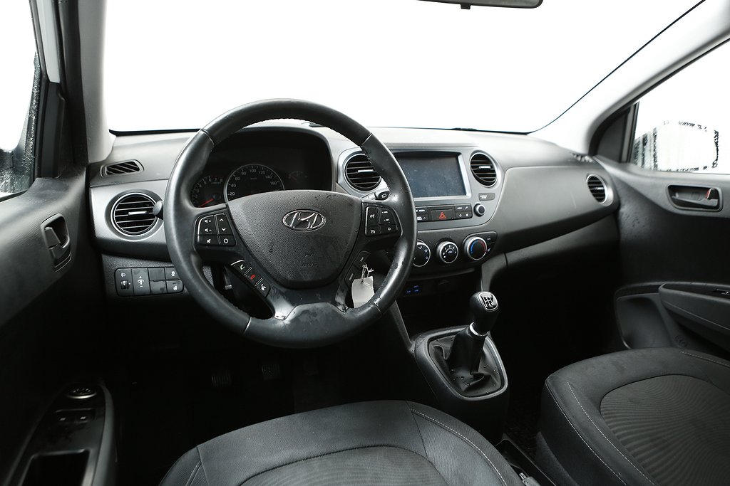 Hyundai i10 1,2 87hk Trend 5D CarPlay P-sensor 2020