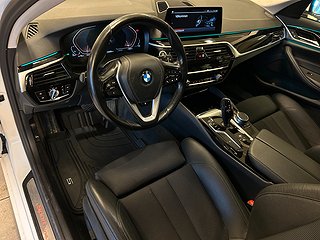 BMW 520 d xDrive Touring Drag/Kamera/MoK-värm/Rattvärme/Navi