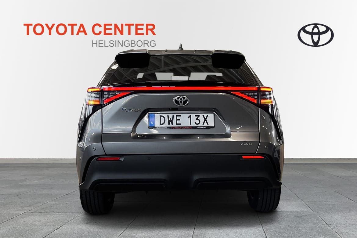 Toyota bZ4X Executive AWD 2023, photo 4/34