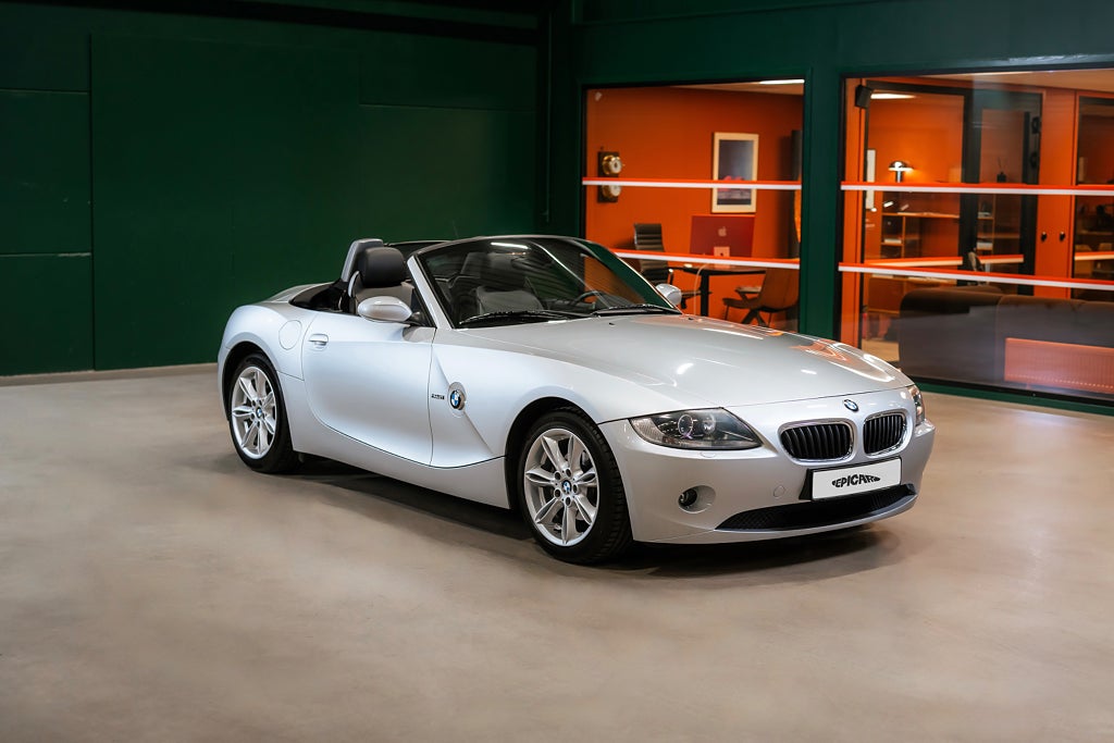 BMW Z4 2.5i 192hk / Svensksåld / 3647 mil / Hardtop / Se skick
