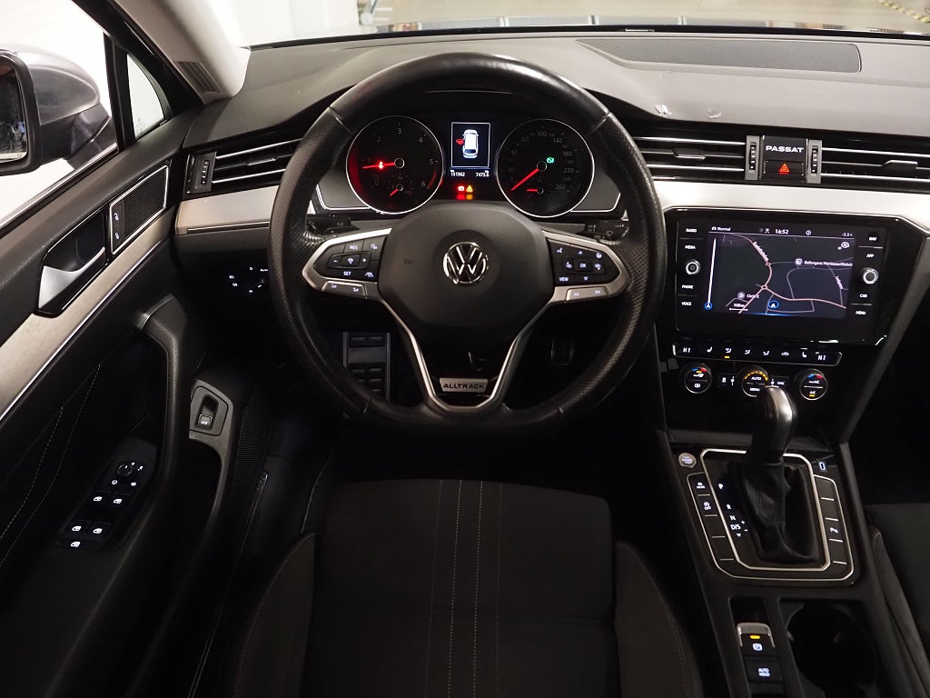 Volkswagen Passat Alltrack 2.0 TDI 4Motion Navi B-Kam D-Värm 2020