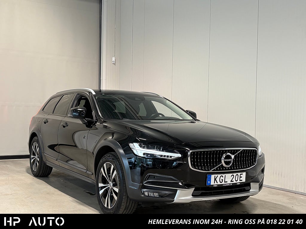 Volvo V90 Cross Country D4 AWD Momentum Skinn Drag D-värm