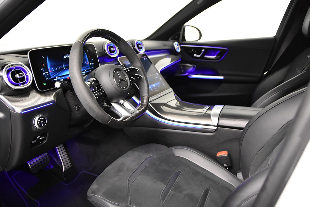 Mercedes-Benz C63 2024 - miniatyr 9