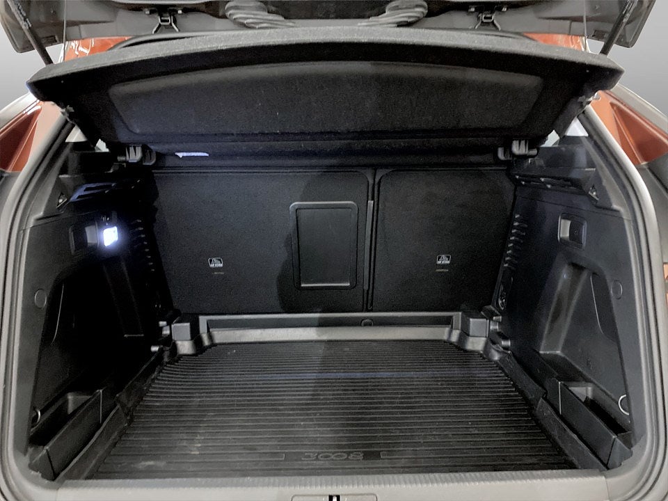 Bild på Peugeot 3008 Active 1.2 PT 130hk Aut - FARTHÅLLARE, BACKSENSORER
