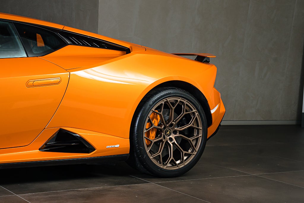 Gallery image 13 of 17